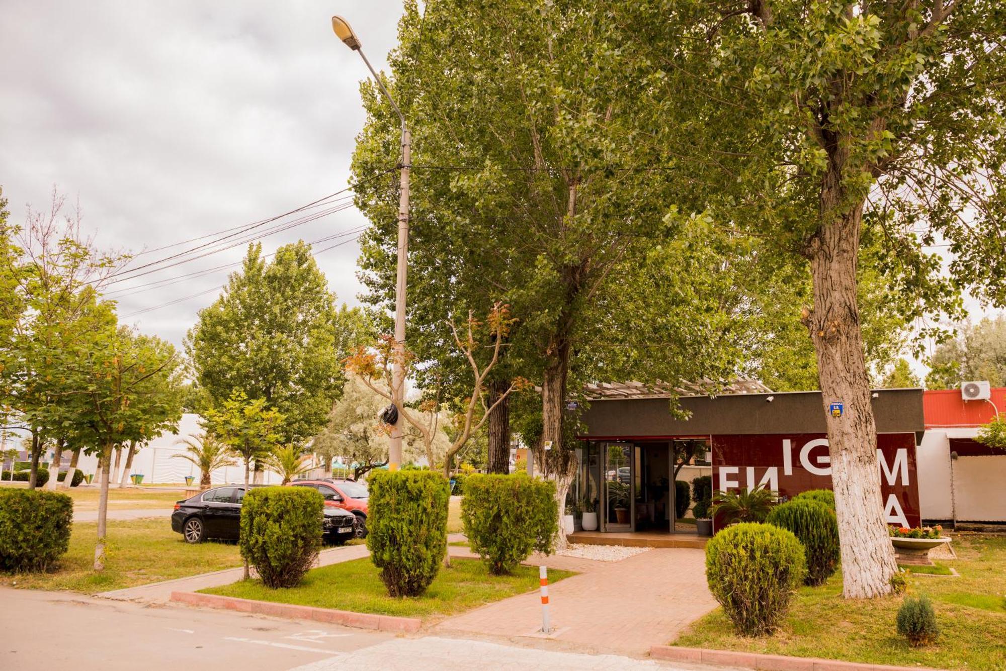 Enigma 4*